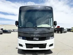 2027 Newmar Bay Star 3114 | Thumbnail Photo 22 of 27