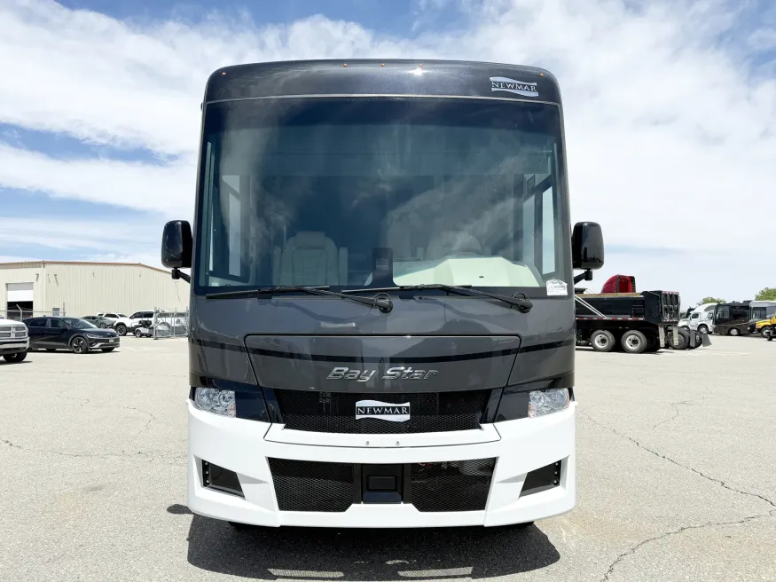 2027 Newmar Bay Star 3114 | Photo 22 of 27