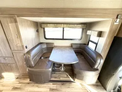 2016 Dynamax Isata 3 24FWM | Thumbnail Photo 7 of 22