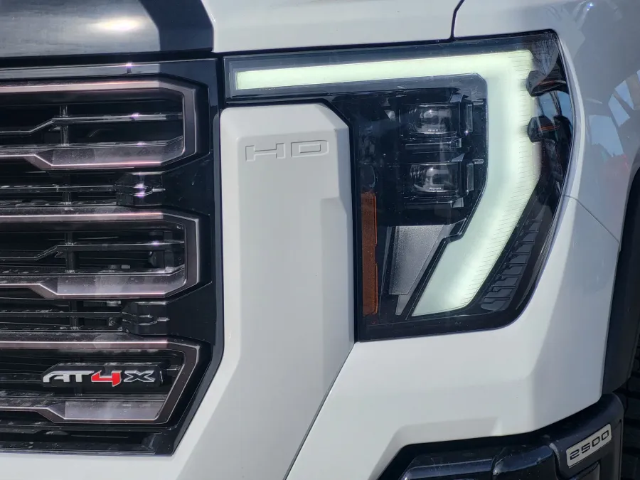 2026 GMC Sierra 2500HD AT4X | Photo 7 of 24