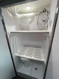 2022 Pleasure-way Rekon 4x4 | Thumbnail Photo 20 of 20