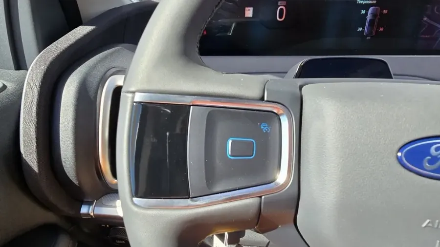 2025 Ford Expedition Max | Photo 20 of 40