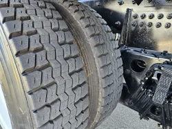 2024 Peterbilt 567 | Thumbnail Photo 15 of 19