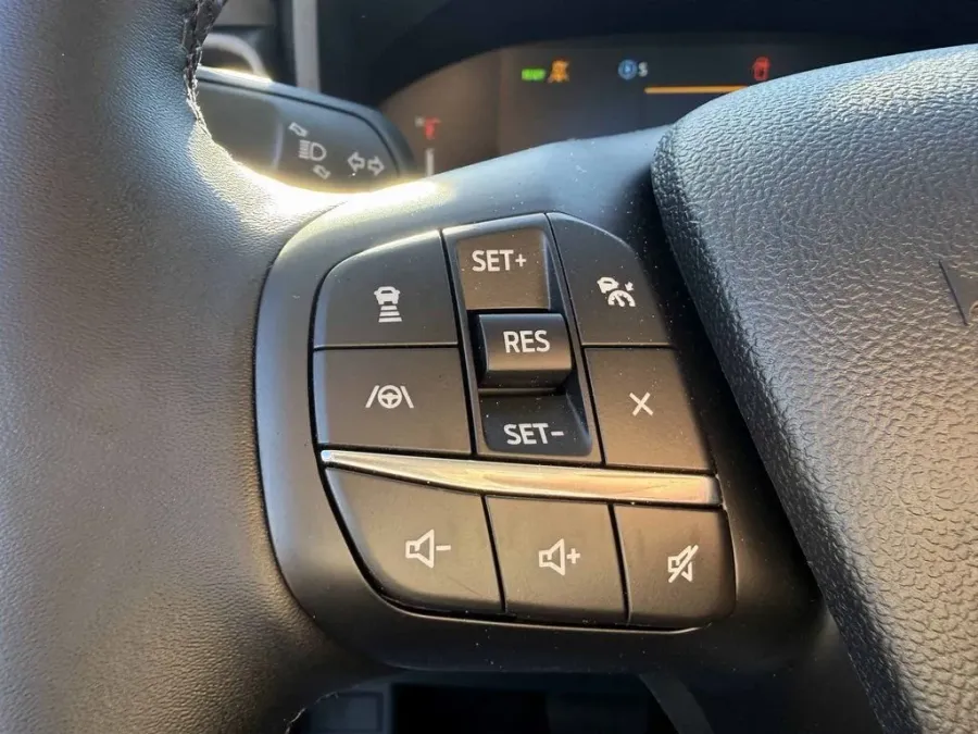 2026 Ford Maverick | Photo 12 of 21