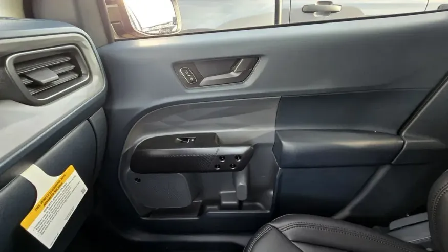 2026 Ford Maverick | Photo 29 of 32