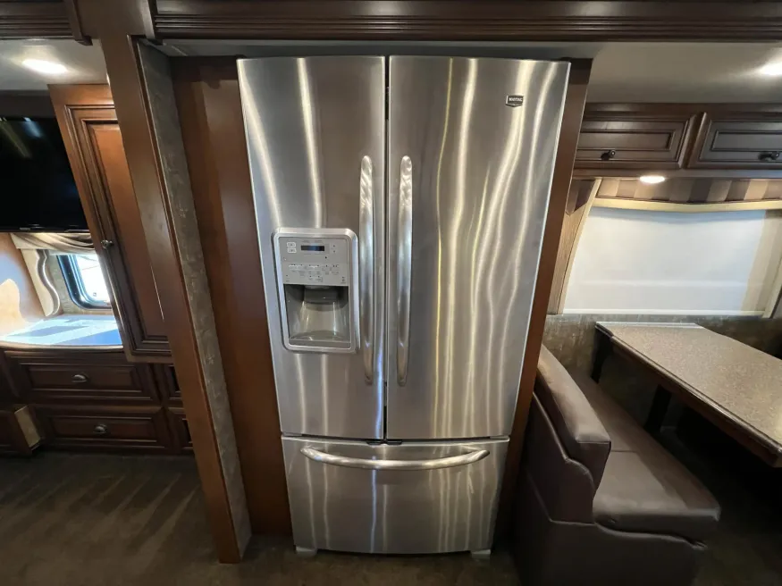 2014 Newmar Dutch Star 3736 | Photo 15 of 22