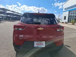 2026 Chevrolet Trailblazer LS | Thumbnail Photo 3 of 17