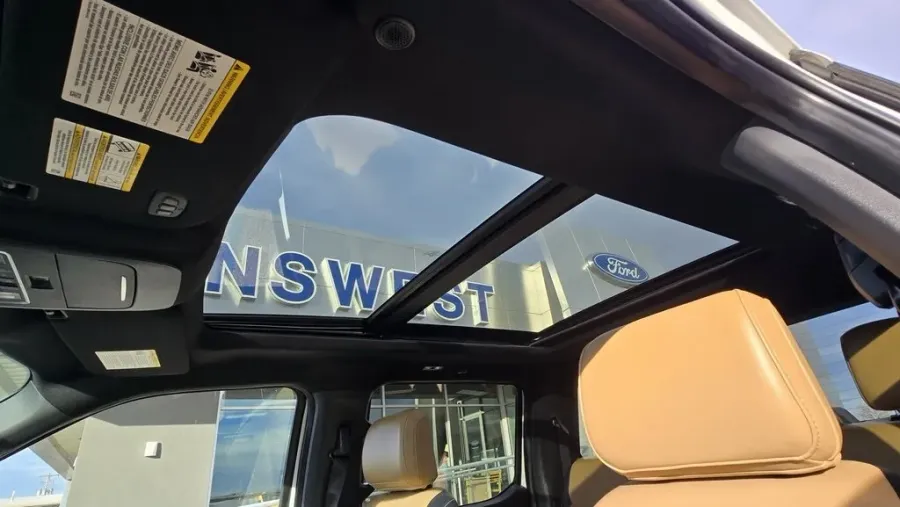 2023 Ford F-150 | Photo 28 of 33