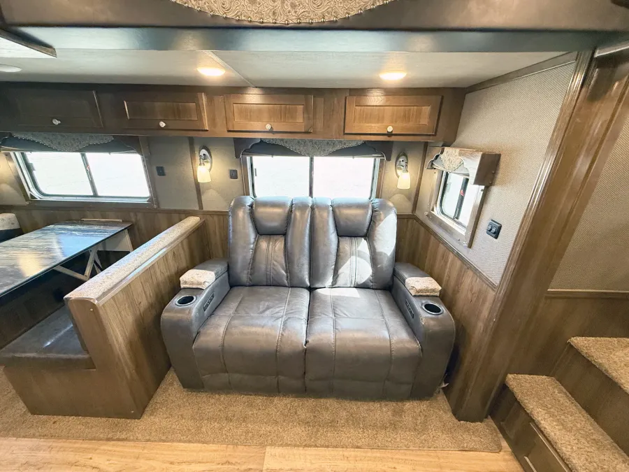 2021 SMC Stock LQ | Photo 7 of 23