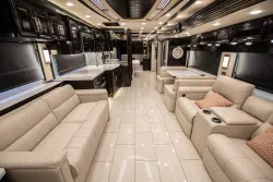 2022 Newmar London Aire 4579 | Thumbnail Photo 2 of 25