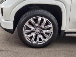 2024 GMC Sierra 1500 Denali | Thumbnail Photo 17 of 28