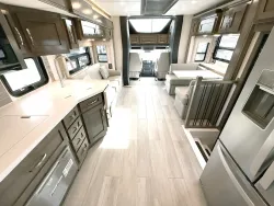 2026 Newmar Super Star 4140 | Thumbnail Photo 5 of 30