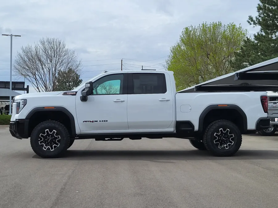 2026 GMC Sierra 2500HD AT4X | Photo 3 of 25