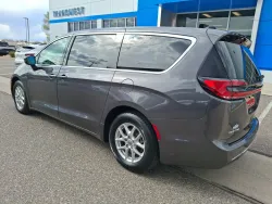 2023 Chrysler Pacifica Touring L | Thumbnail Photo 2 of 23