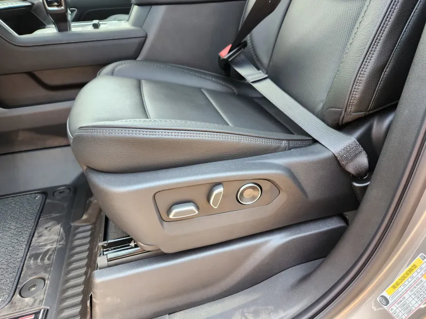 2026 GMC Sierra 1500 Denali | Photo 9 of 31