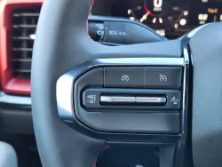 2026 GMC Canyon 4WD AT4X | Thumbnail Photo 15 of 22