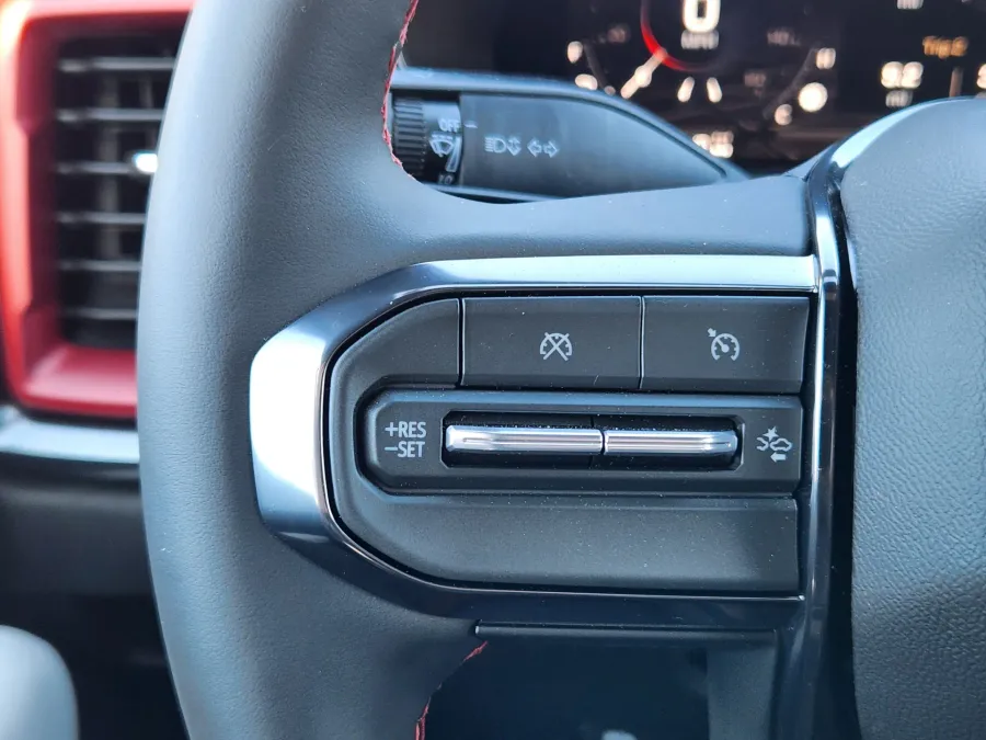 2026 GMC Canyon 4WD AT4X | Photo 15 of 22