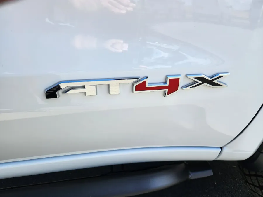 2026 GMC Sierra 1500 AT4X | Photo 15 of 28