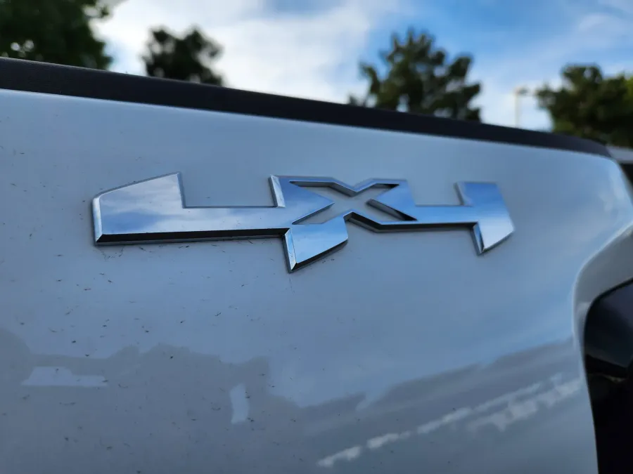 2026 GMC Sierra 2500HD Pro | Photo 11 of 28