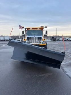 2012 International 7600 | Thumbnail Photo 1 of 14
