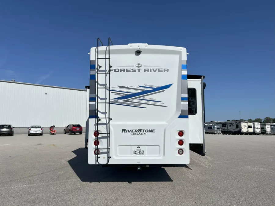 2025 Forest River Riverstone Legacy 39RKFB | Photo 5 of 25