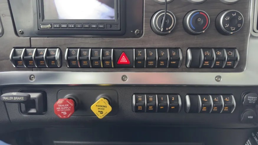 2023 Western Star 47X | Photo 19 of 22