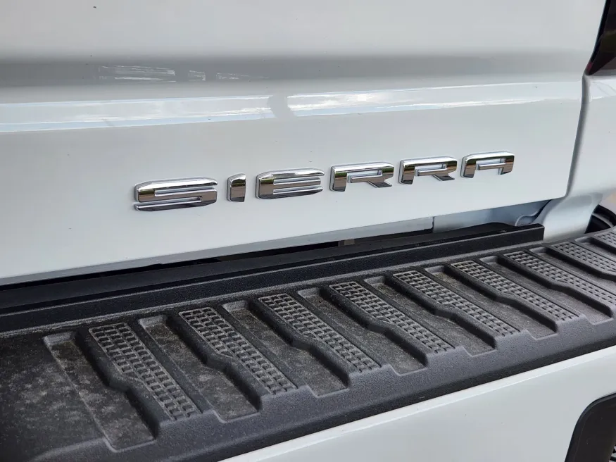 2026 GMC Sierra 2500HD Denali Ultimate | Photo 14 of 31