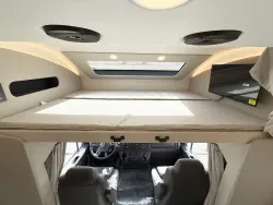 2026 Renegade Verona LE 40LRB | Thumbnail Photo 7 of 31