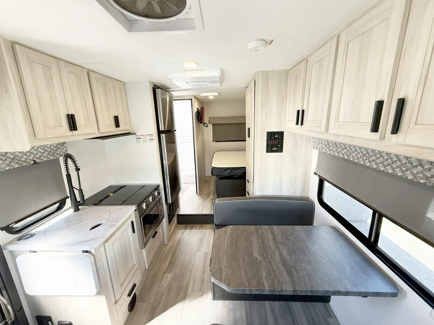 2023 Forest River Forester 2251LE | Photo 2 of 16