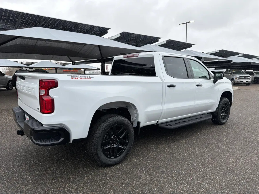 2026 Chevrolet Silverado 1500 LT Trail Boss | Photo 5 of 7