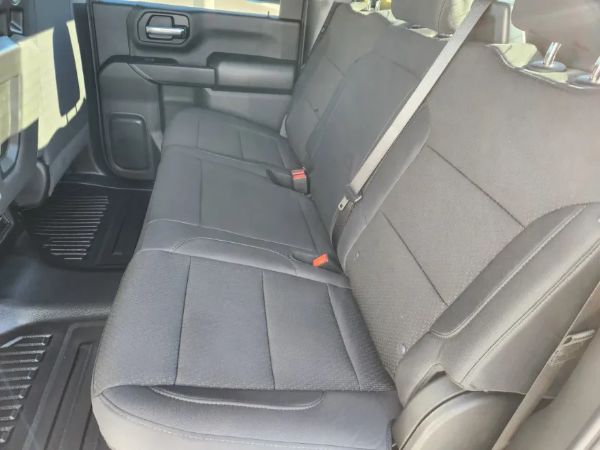 2026 GMC Sierra 2500HD Pro | Photo 18 of 21