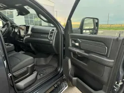 2025 RAM 3500 Big Horn | Thumbnail Photo 14 of 20