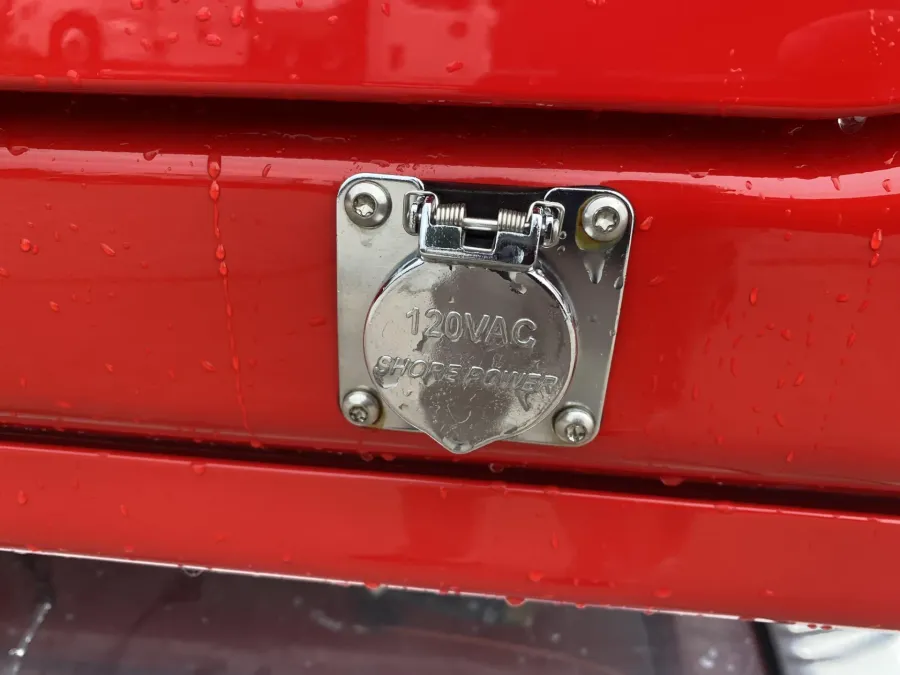 2025 Freightliner Cascadia | Photo 16 of 18