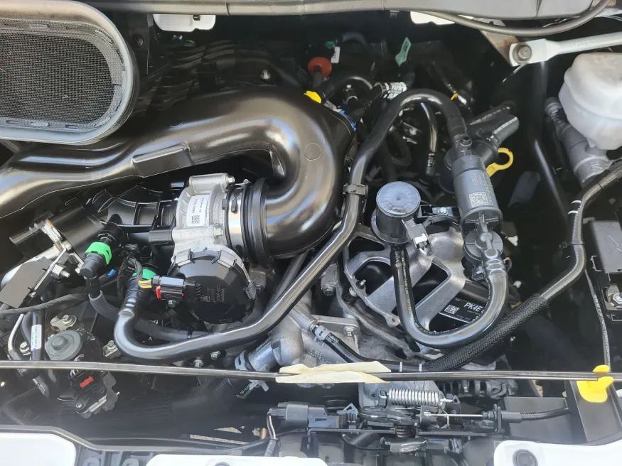 2023 Ford Transit Cutaway T350HD | Photo 23 of 25