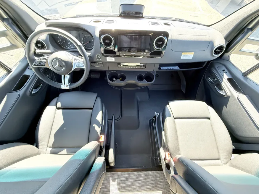 2026 Winnebago EKKO 23B | Photo 7 of 23