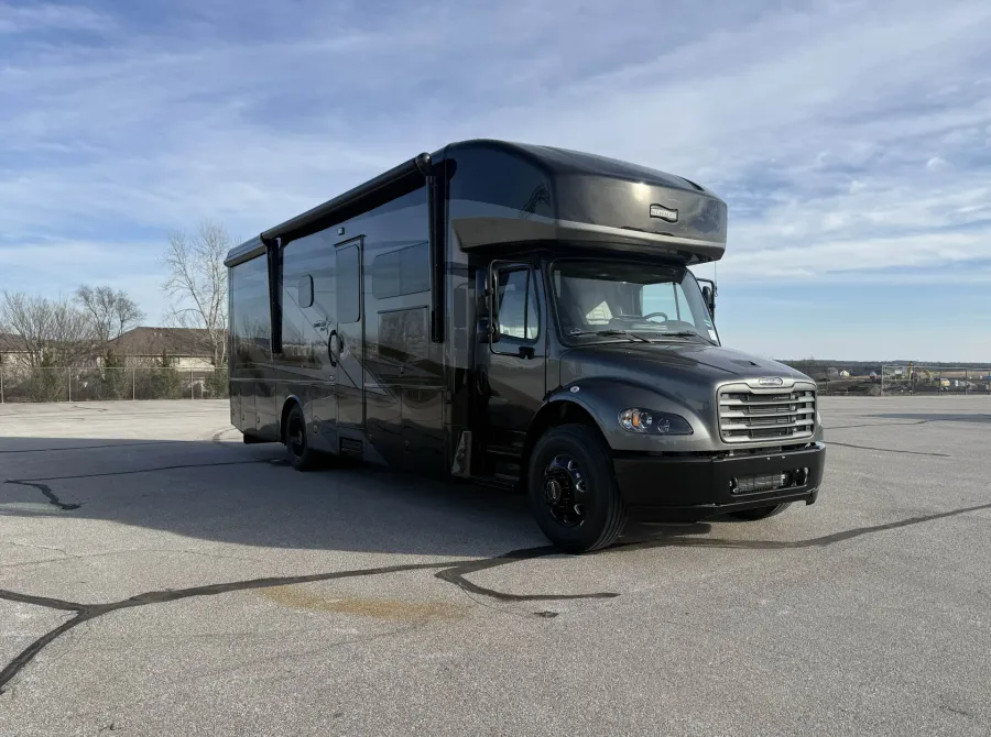 2026 Newmar Grand Star 3444 | Photo 10 of 47