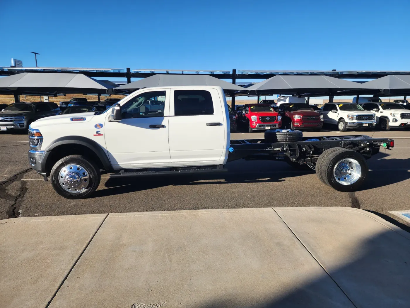 2026 RAM 5500 Tradesman | Photo 4 of 22