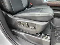 2025 GMC Sierra 2500HD SLT | Thumbnail Photo 19 of 32