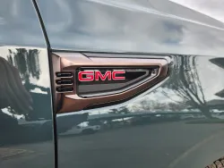2026 GMC Yukon AT4 Ultimate | Thumbnail Photo 24 of 33