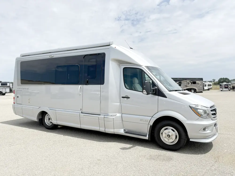 2018 Airstream Atlas Murphy Suite