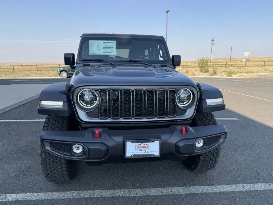 2024 Jeep Wrangler Rubicon | Photo 6 of 14