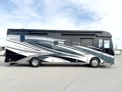 2023 Newmar Dutch Star 3736 | Thumbnail Photo 3 of 30