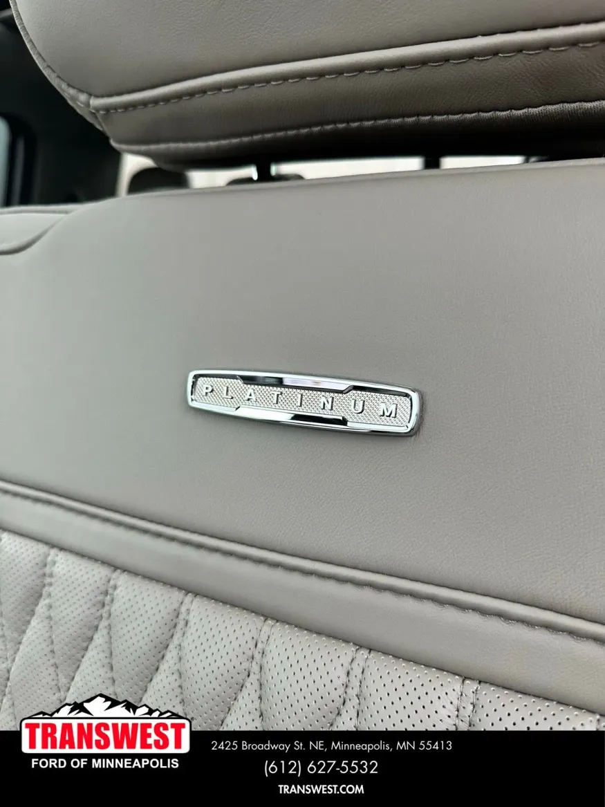 2026 Ford Super Duty F-350 Platinum | Photo 12 of 19