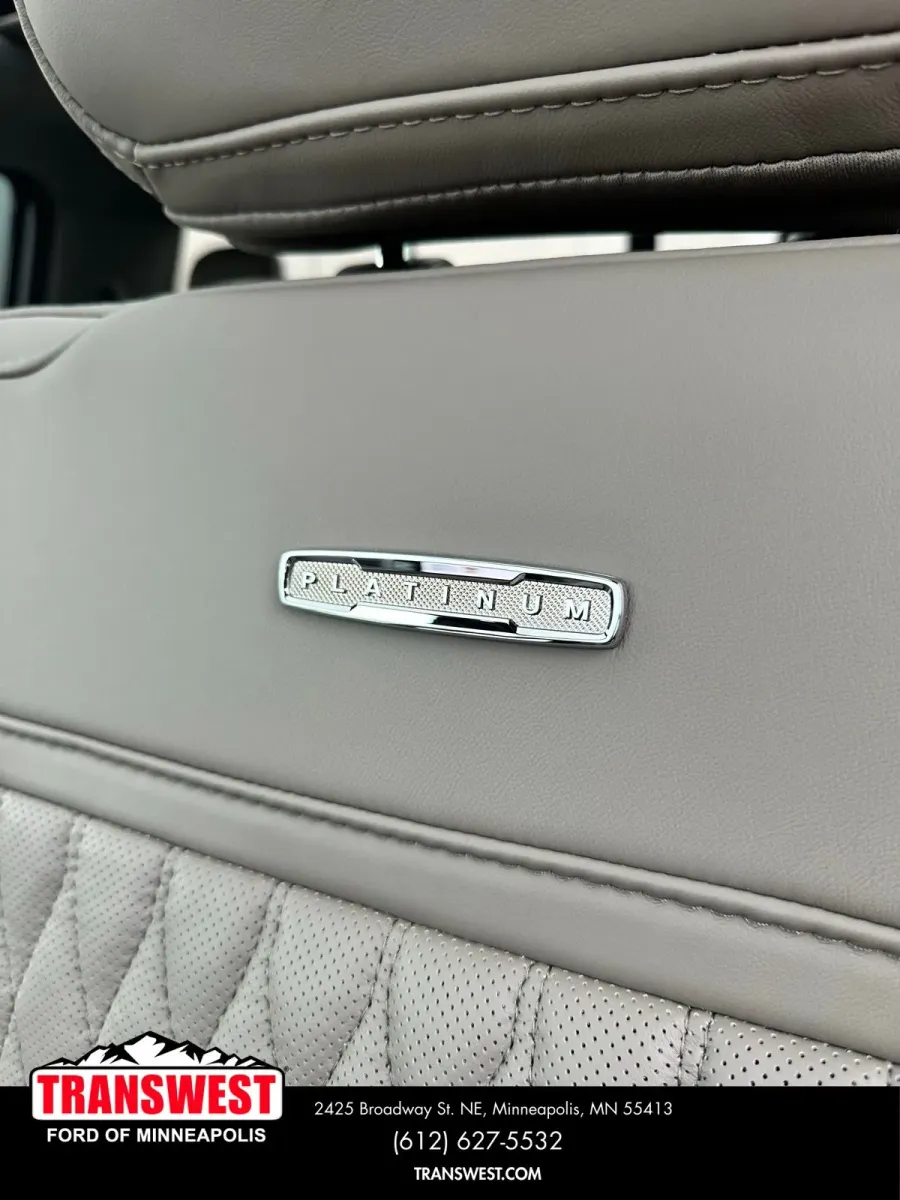 2026 Ford Super Duty F-350 Platinum | Photo 12 of 19