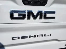 2025 GMC Sierra 3500HD Denali Ultimate | Thumbnail Photo 13 of 32