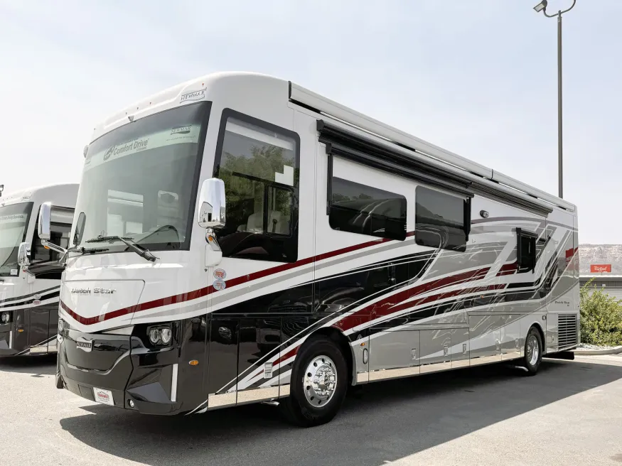 2026 Newmar Dutch Star 3836 | Photo 18 of 29