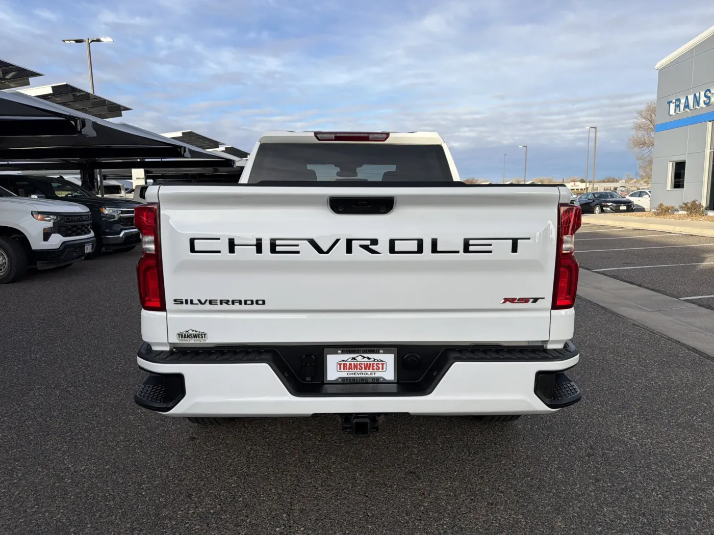 2023 Chevrolet Silverado 1500 RST | Photo 3 of 20