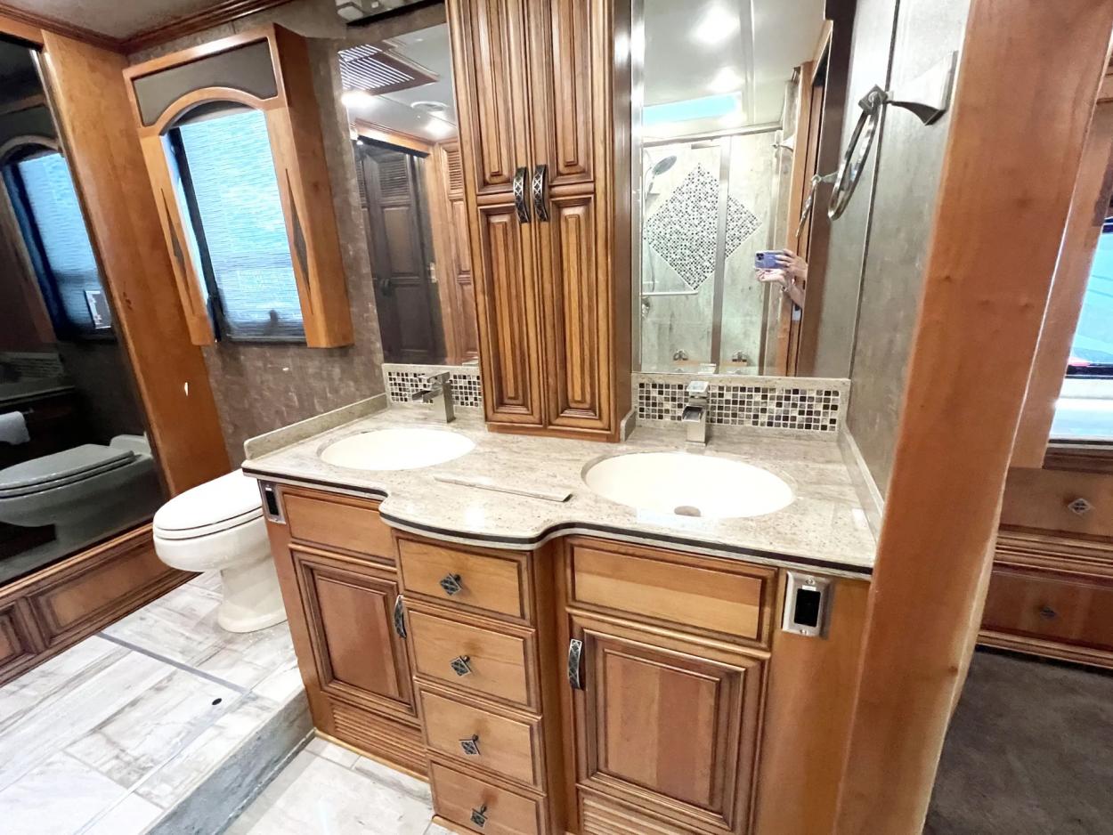 2015 Newmar London Aire 4553 | Photo 13 of 23