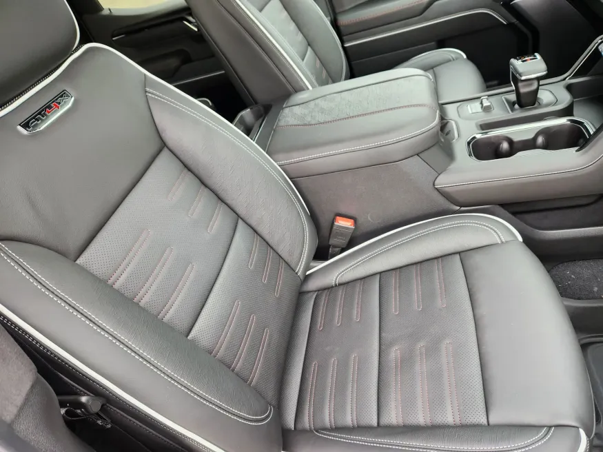 2026 GMC Sierra 1500 AT4X | Photo 10 of 23