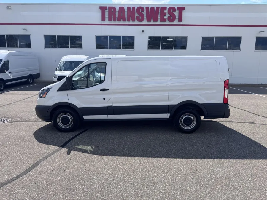 2018 Ford Transit | Photo 2 of 17